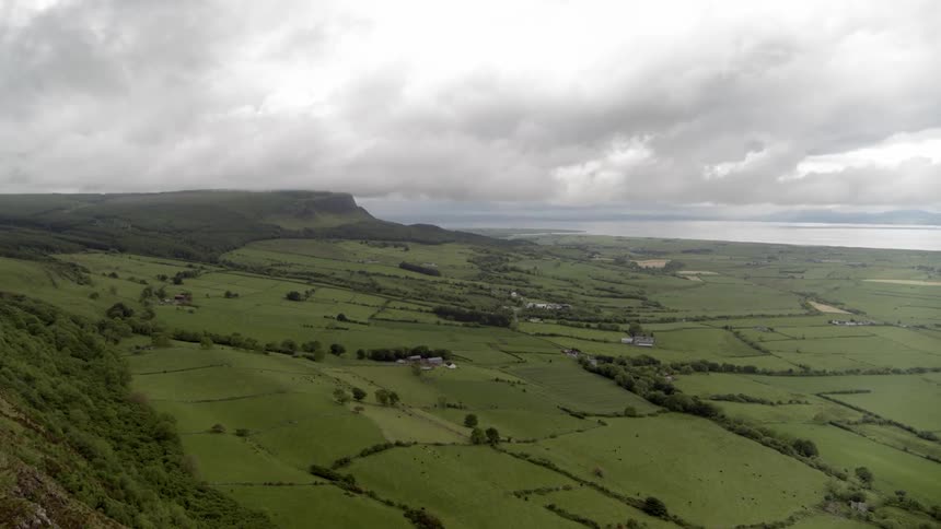 A vast countryside on a cloudy day