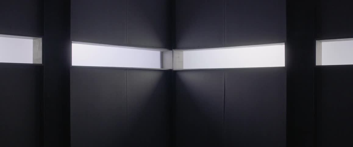 Windows in a sealed room