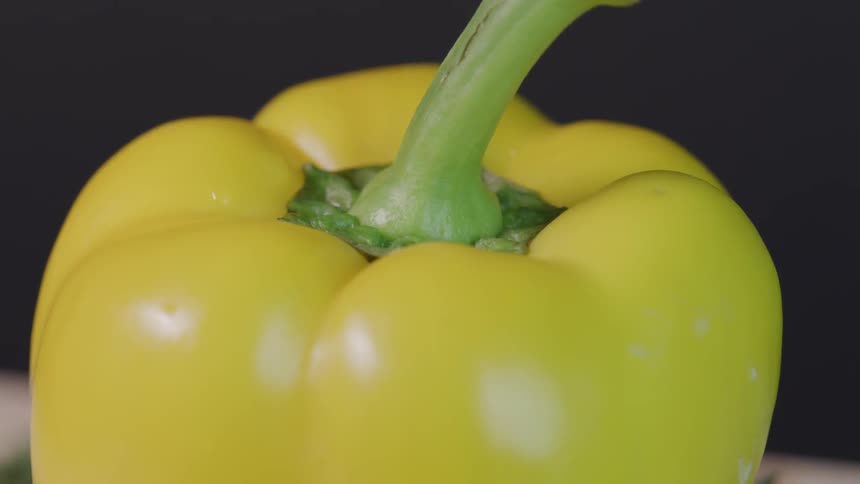 A ripened yellow pepper