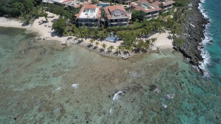 Homes along the beach