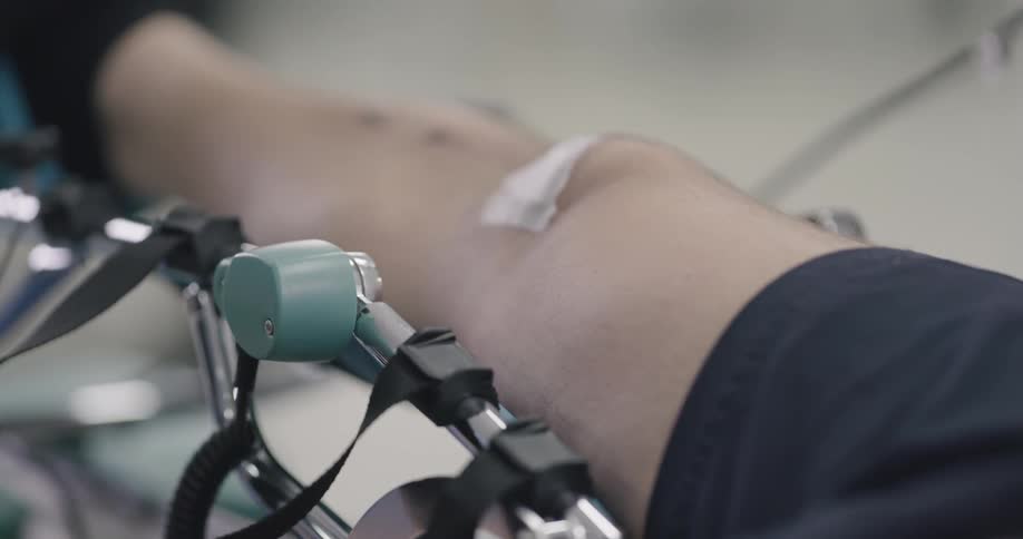 Man leg getting treated at the hospital