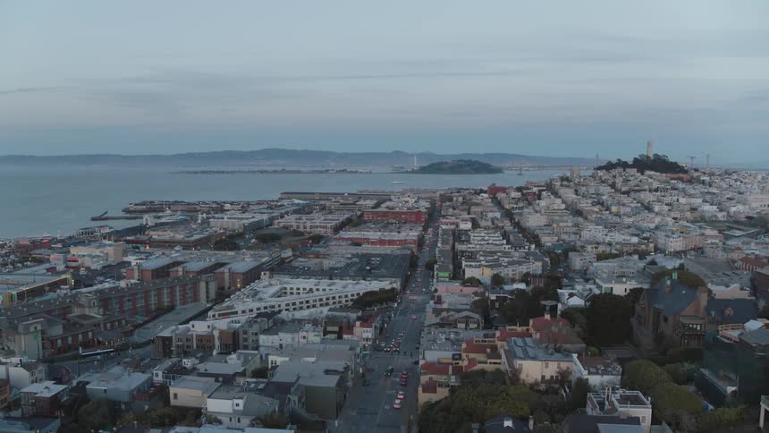 A city with no skyscrapers on the coast