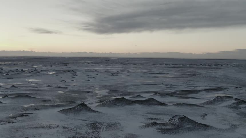 Frozen waves ona lake