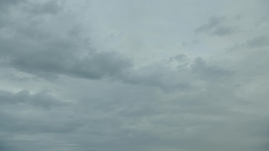 A view of cloudy and sky during daylight