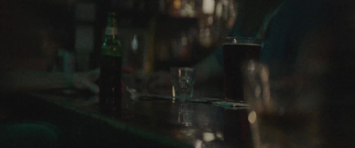 A view of a bar desk