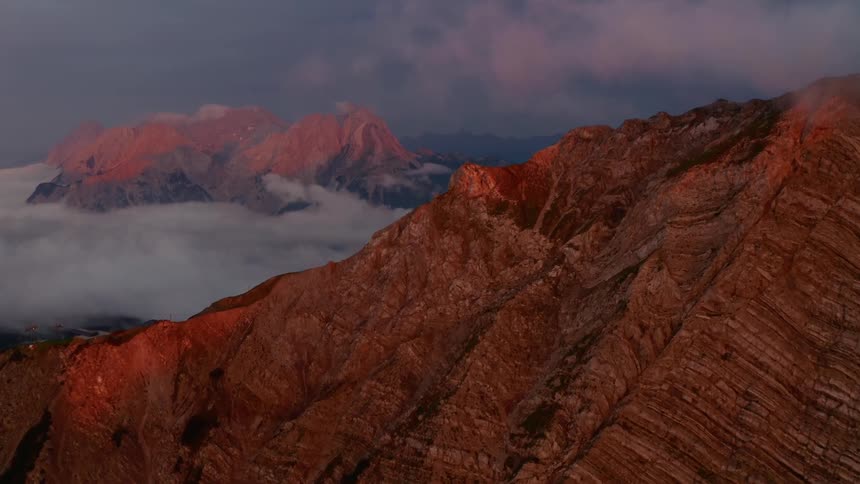 The mountains reach above the clouds