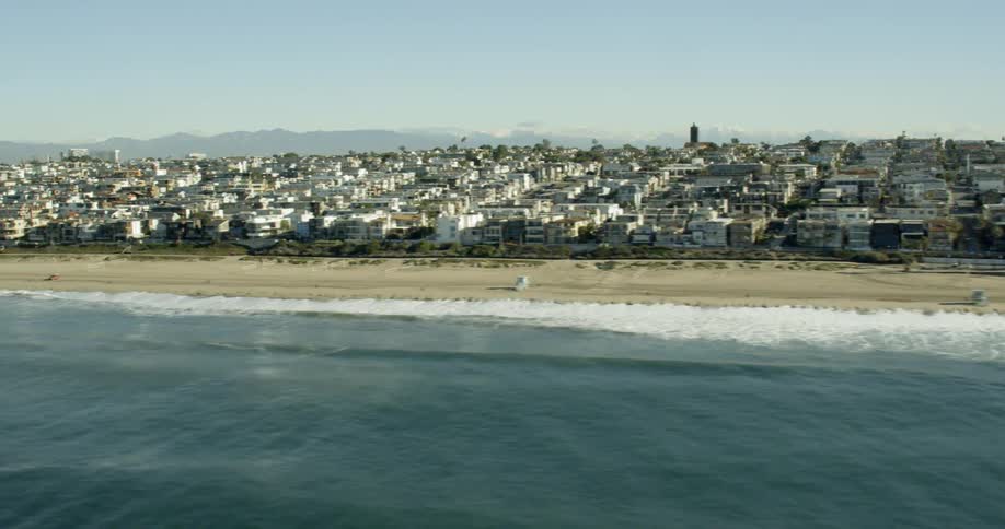 Aerial views of Manhattan Beach Pier