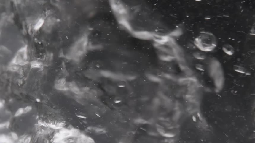 Water droplets are in the water