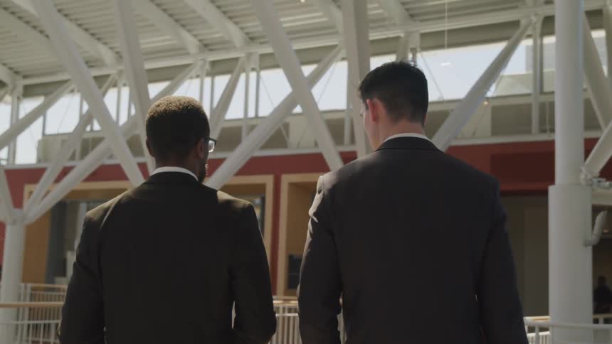 2 business man making a deal