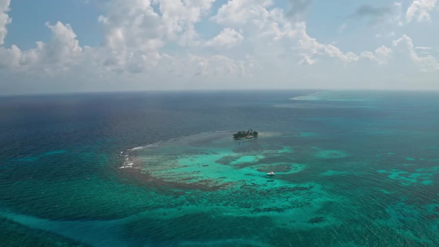 An aerial view of a beautiful ocean