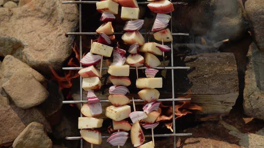 A footage of a barbeque being baked
