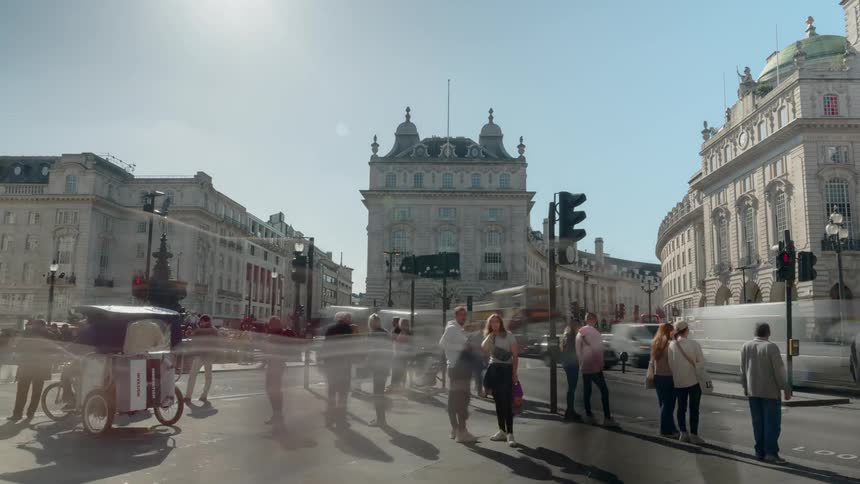 Time lapse of piccadilly circus