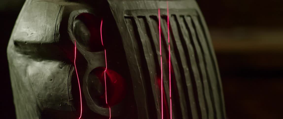 Lasers move over a metallic object