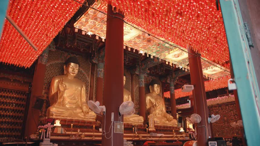 Sculptures sit next to each other