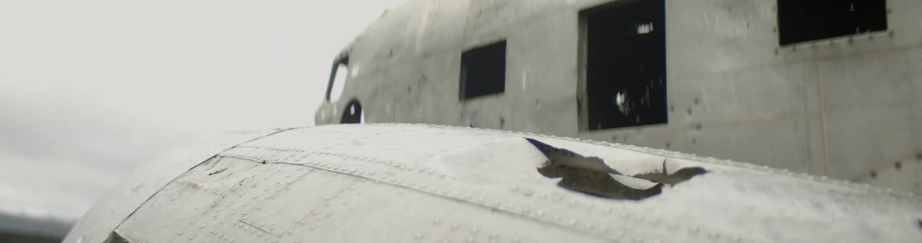 Close up of a crashed up airplane