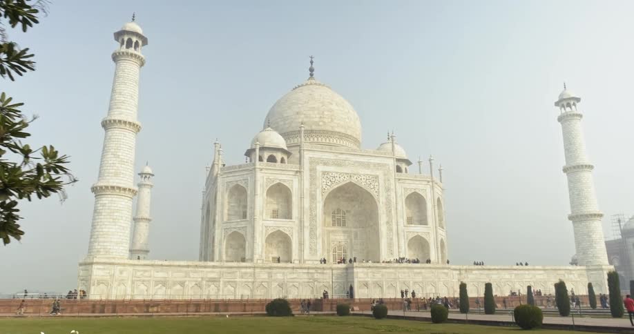 Wide Garden View of Taj Mahal in India