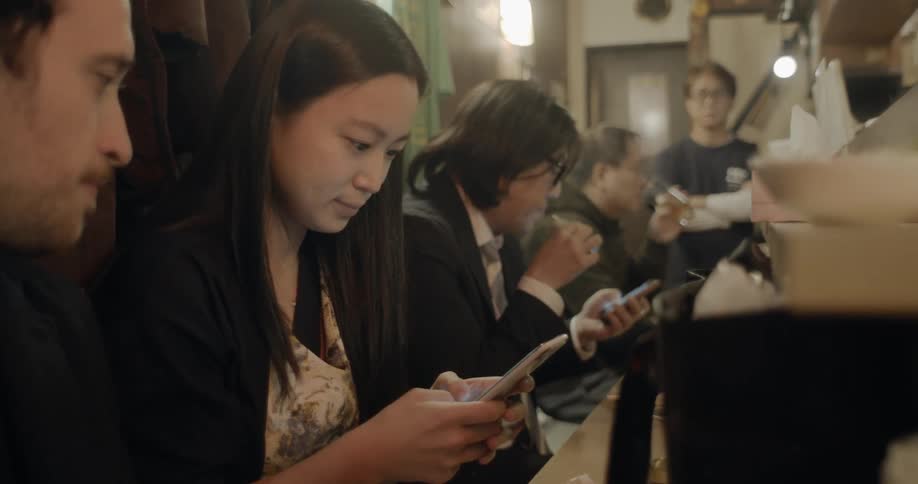 People play on phones