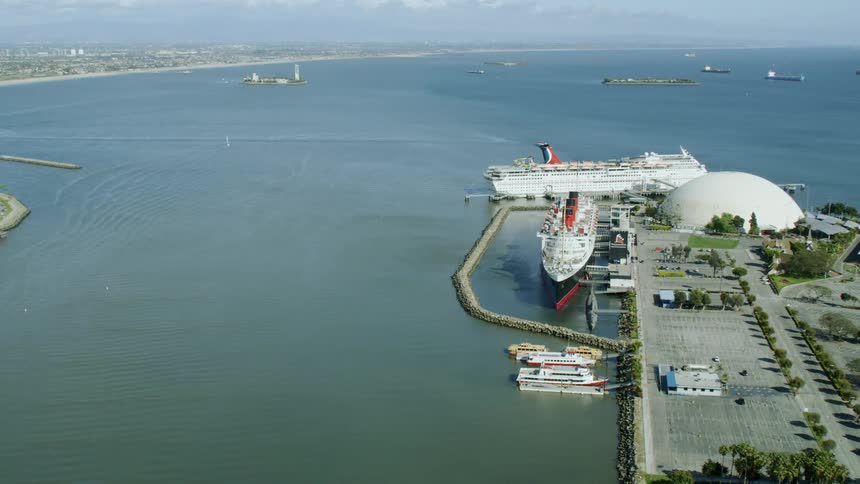 Cruise ships at a port