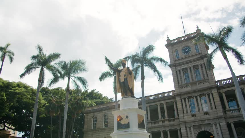 King kamehameha statue in kapaau hawaii