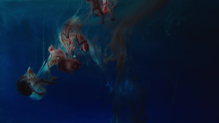 Colored dye mixes in to liquid
