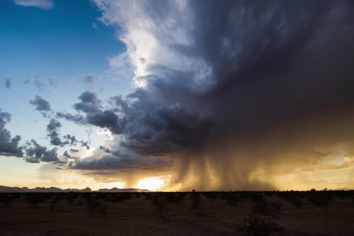 Storm front rolls across the plains