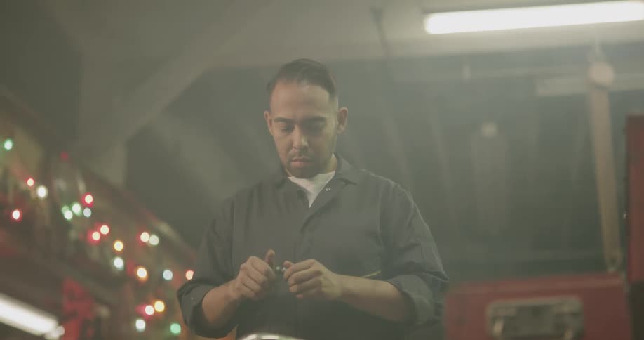 Mechanic working in workshop