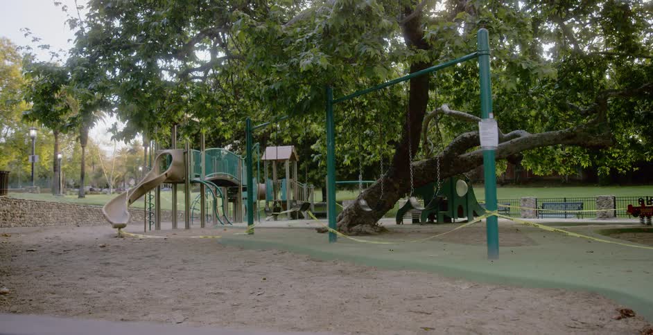 Public park closed during pandemic