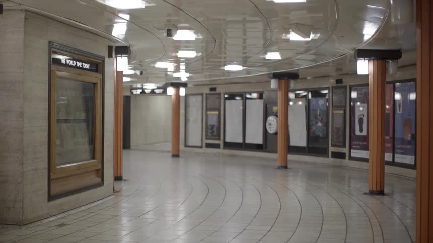 An empty corridor in a building