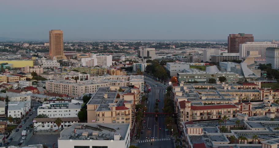 Buildings that fill a city become shorter the further out from downtown