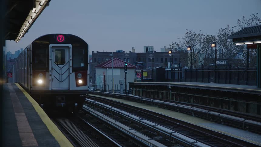 A train pulling in to a station