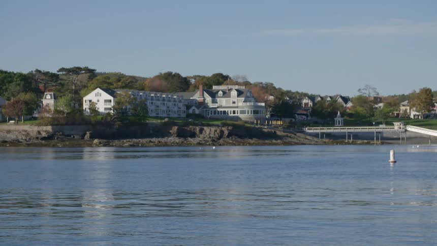 Buildings in a neighborhood on the shoreline