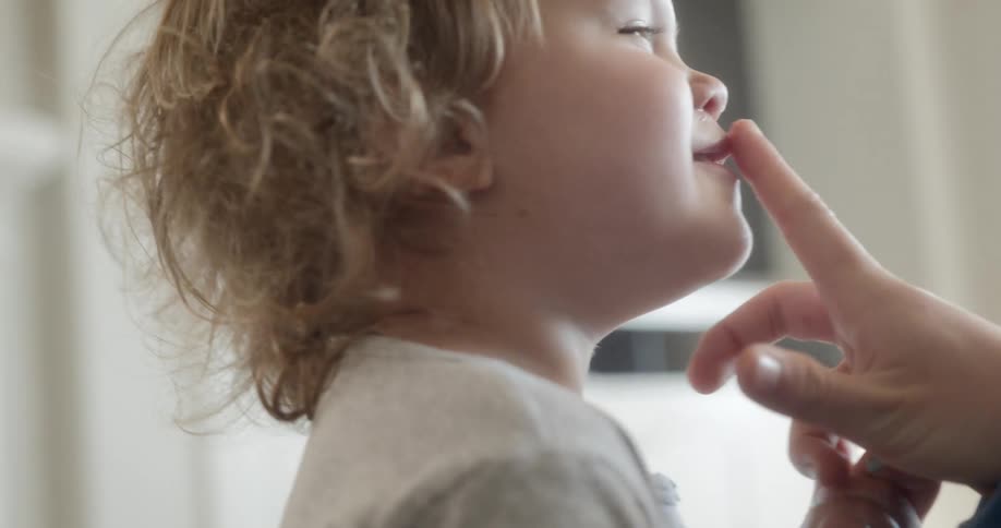 The child plays