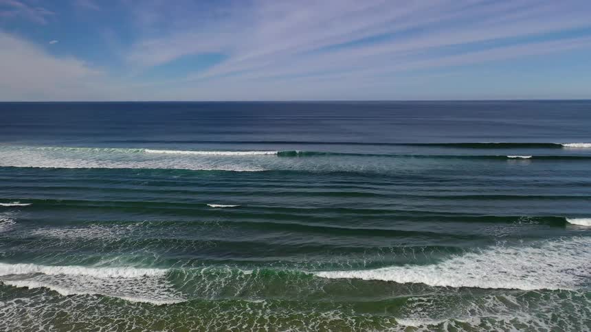 Waves rolling in to the shore
