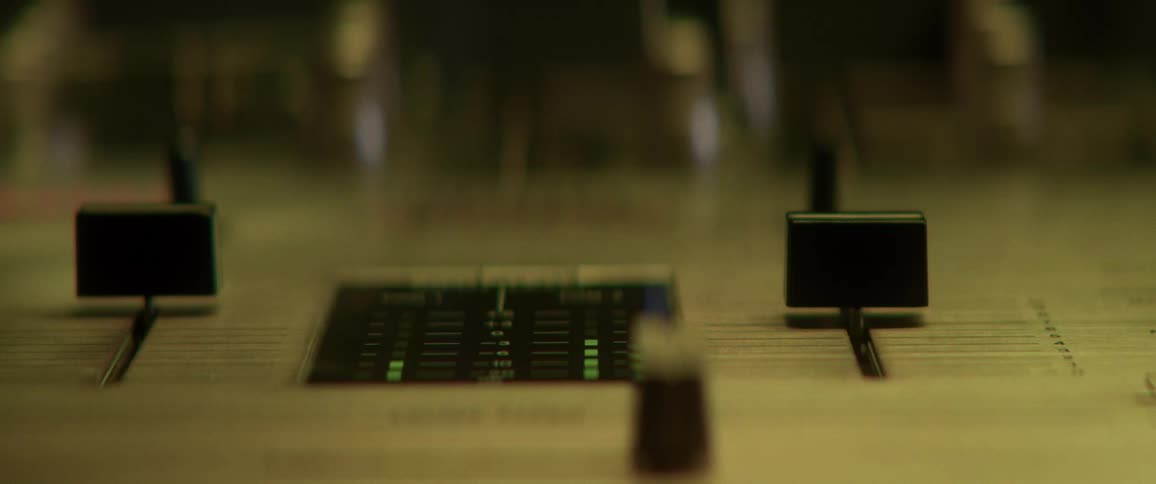 Led gauges provide feedback on soundboard tinted by changing colored lights