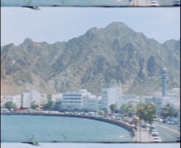 Coastal town next to the mountains