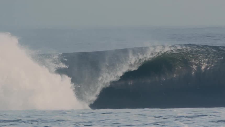 Large waves in the ocean