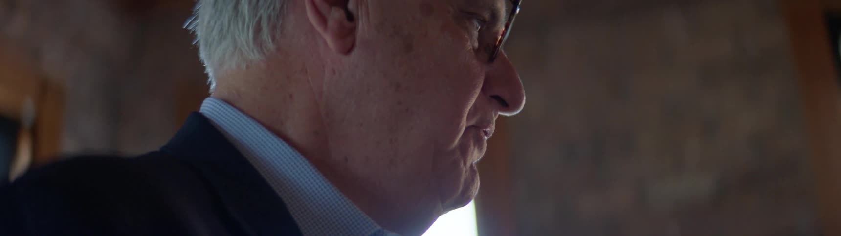 A man talks to people in the class