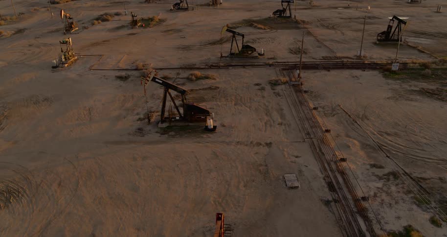 A pump jack on a drilling rig