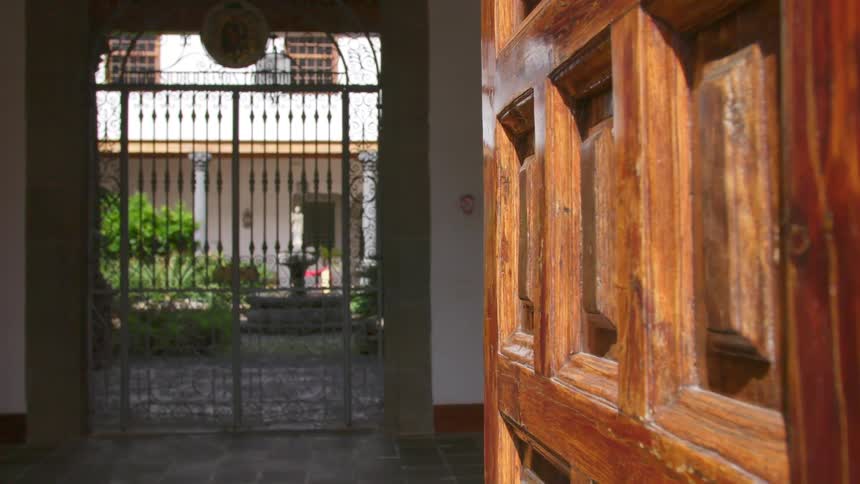 Colonial house interior patio with a fountain