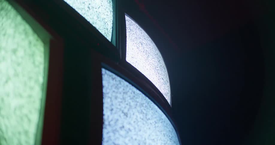 Static flashes on four monitors