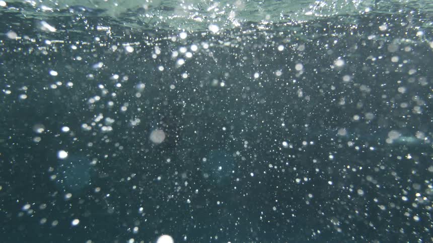 Jet bubbles form in a hot tub