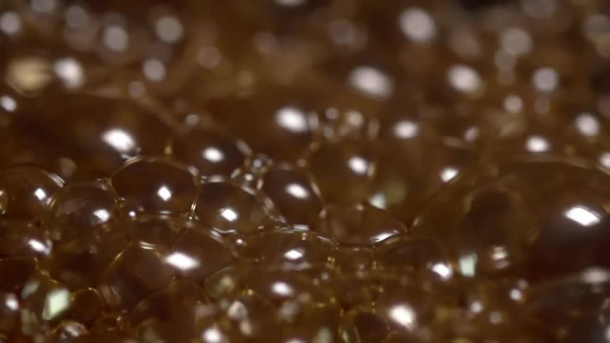 Bubbles as soy sauce boils