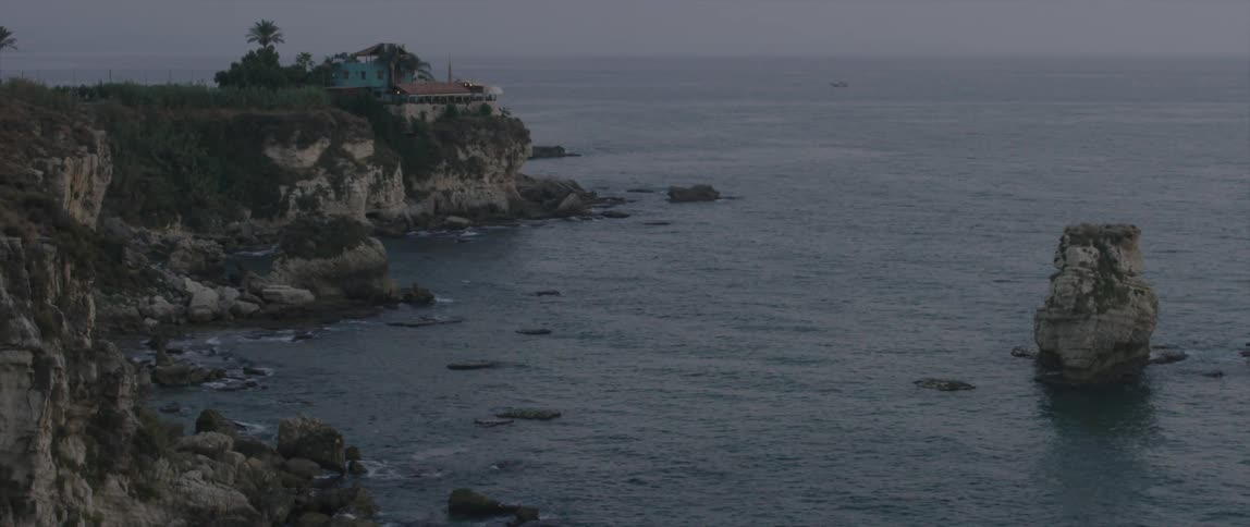 A home on top of a seaside cliff
