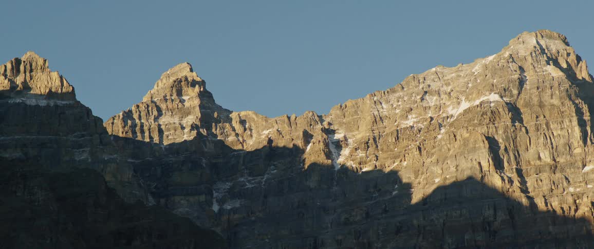 Peaks on a mountain