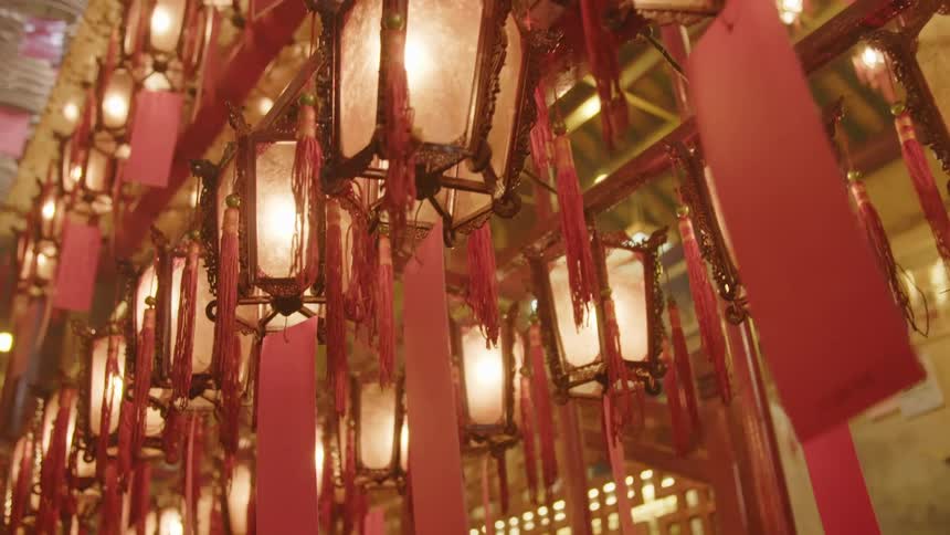 Rows of glowing chinese lanterns