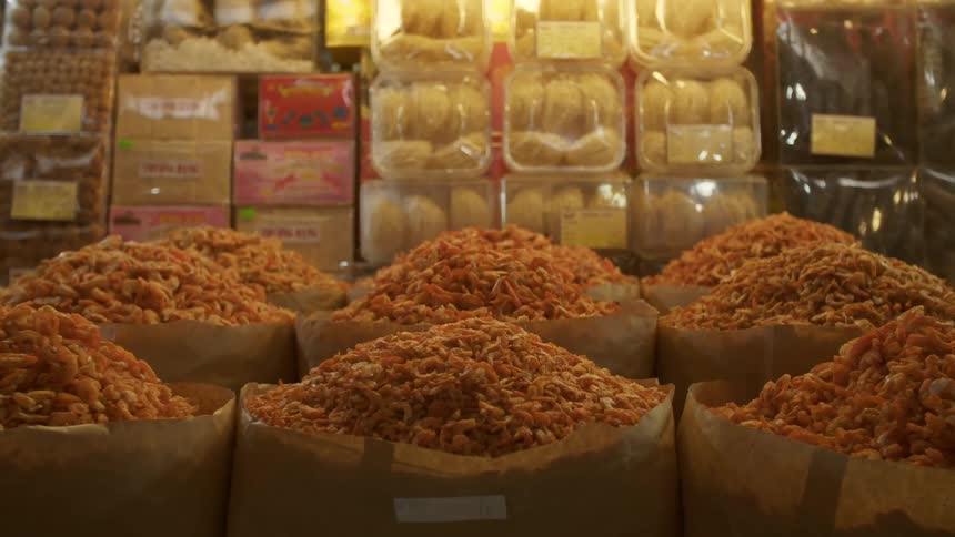 Food on shelves in a market
