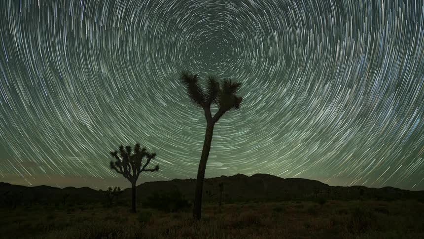 A time lapse of the night sky