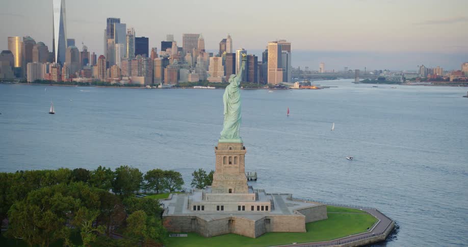Camera orbiting statue of liberty