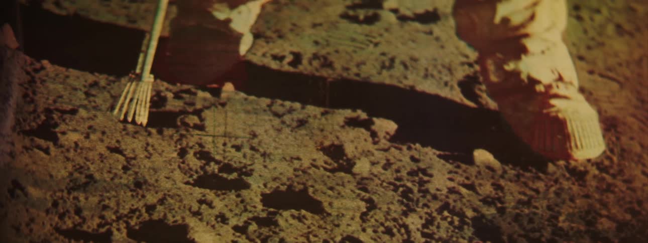 A picture of an astronaut in a space suit