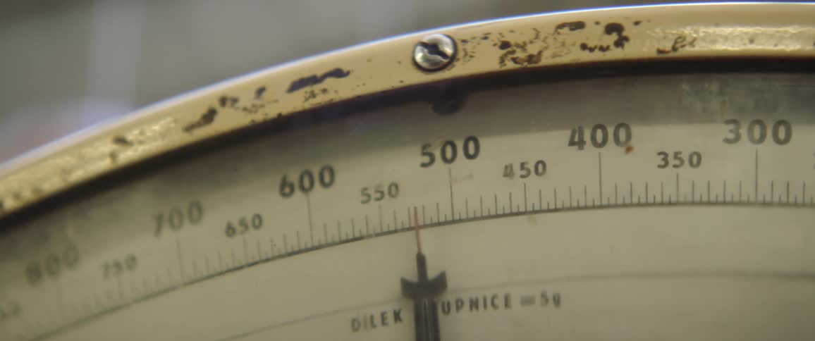 A needle moving on a scale